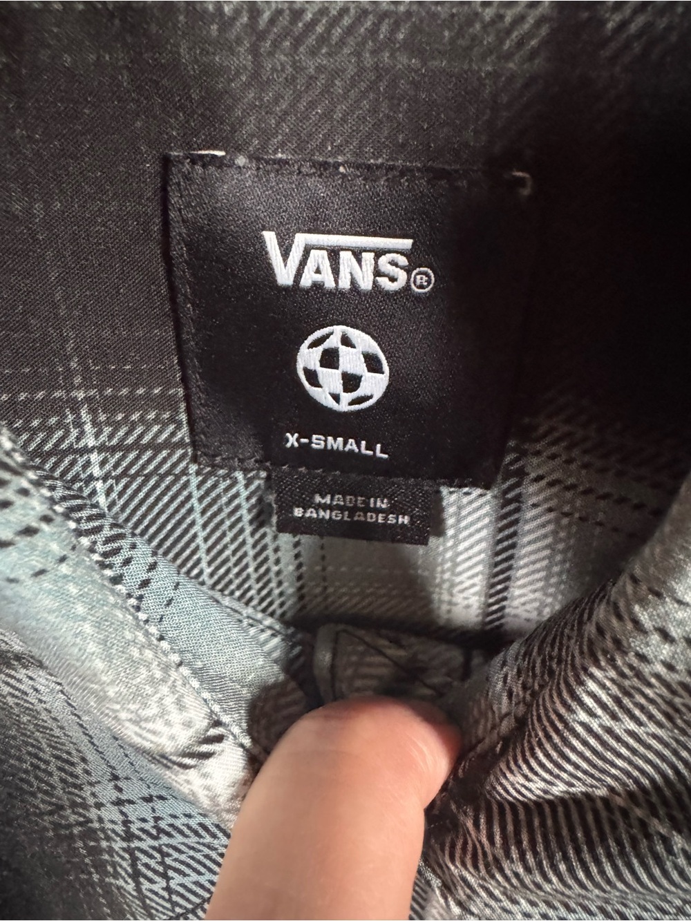 Vans women’s button down - Picture 2 of 6